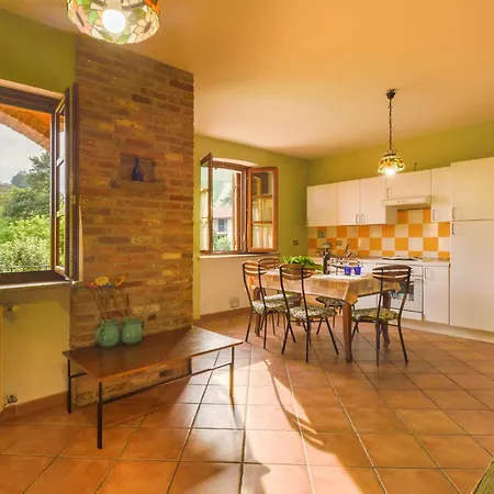 1 Bedroom Awesome In Monforte Dalba * Monforte D'Alba